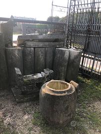 Colonne  in pietra d’istria