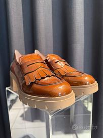 MOCASSINI HISPANITAS IN PELLE CUOIO