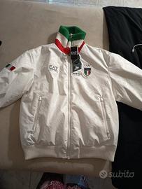 giacca da podio delle olimpiadi Milano cortina