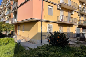4 LOCALI A RIPOSTO