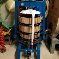 torchio idraulico 400 bar carrellato