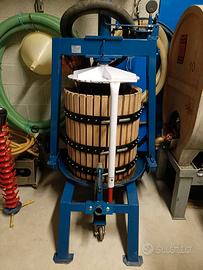 torchio idraulico 400 bar carrellato