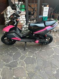 aprilia sr r 50