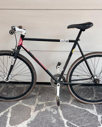 Bici scatto fisso