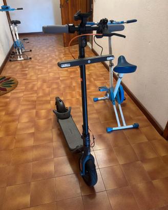 Monopattino elettrico Ninebot F30E