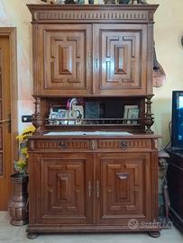 Credenza in Noce dei Primi Anni del 900