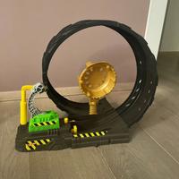 Hot wheels Monster truck loop