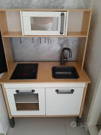 Cucina di legno ikea
