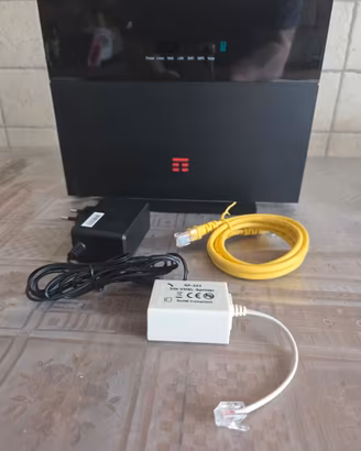 Modem Router TIM HUB+ Wi-Fi 6 (Come nuovo)