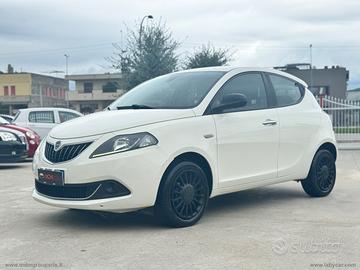 LANCIA Ypsilon 1.0 FireFly 5p.S&S Hyb. Eco Gold OK