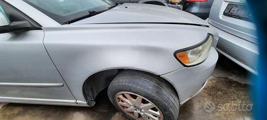 VOLVO V50 STATION WAGON 2007 - PARAFANGO DESTRO