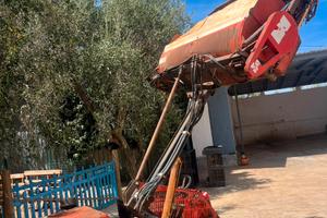 Raccoglitrice di olive Bosco F 802 idrostatica
