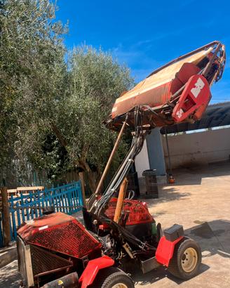 Raccoglitrice di olive Bosco F 802 idrostatica