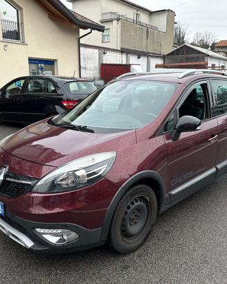 Renault Scenic XMod Cross 1.5 dCi 110CV