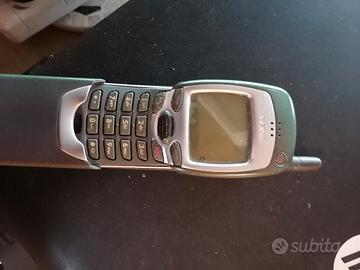 cell Nokia mod 7110 compreso cavo alimentazione 