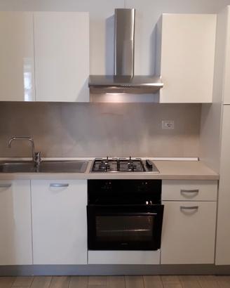 Cucina componibile 255 cm