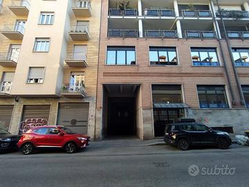 Box / Garage di 12 m² a Torino