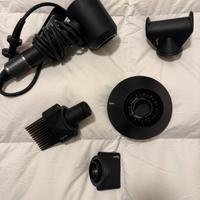 Phone Dyson con accessori