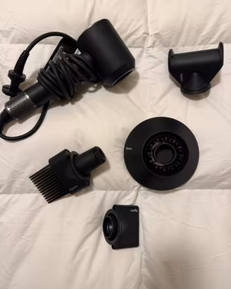 Phone Dyson con accessori
