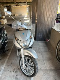 Piaggio Beverly 200cc