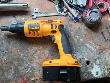 Avvitatore Dewalt da cartongesso 