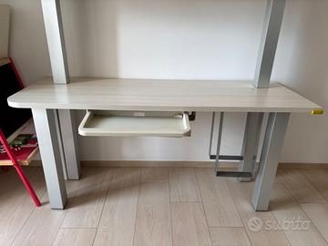 Scrivania stanzetta