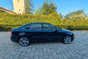 Audi A3 Sedan S Line - 1.4 TFSI COD 150 CV
