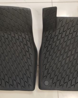 Tappetini mercedes classe B codice  A1776803604