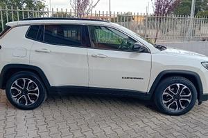JEEP COMPASS 1,6 MJT 130CV LIMITED 2022