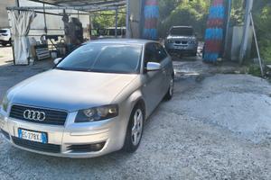 Audi A3 2.0 16V TDI Ambition + BMW 118D