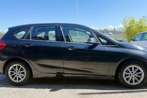 BMW 218d Active Tourer – Automatica, Diesel, Nera