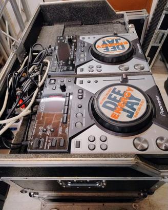 COPPIA CDJ 400 + FLYCASE PIONEER PRO DJ