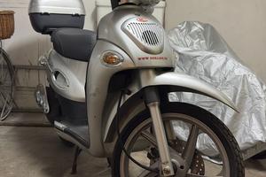 Kymco People 50