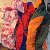 2 impermeabili e 1 cappottino cane