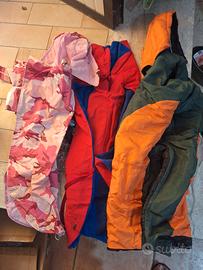 2 impermeabili e 1 cappottino cane