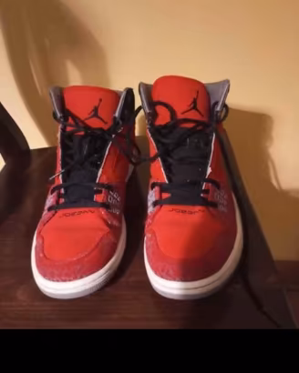 Scarpe basket Nike Air Jordan 1 Flight red