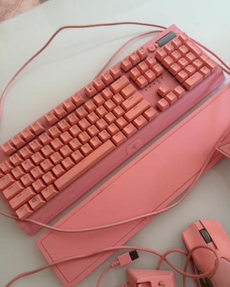 Tastiera meccanica razer rosa