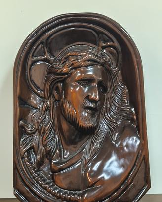 Bassorilievo Ecce Homo in legno scolpito da parete