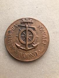 Medaglione accademia livorno
