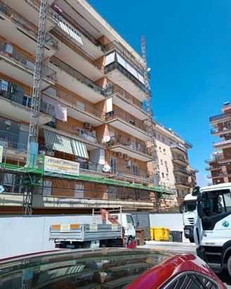 "Piattaforme Autosollevanti mocolonna ponteggi ele
