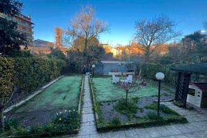 Appartamento con giardino