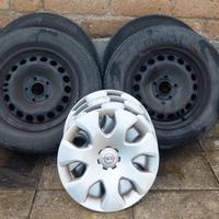 Gomme, cerchi e borchie