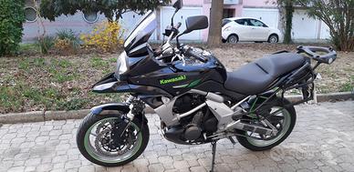 Kawasaki Versys 2008 full optional