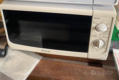 Microonde Sekom - semplice e funzionale