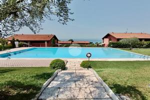 MONOLOCALE A LAZISE