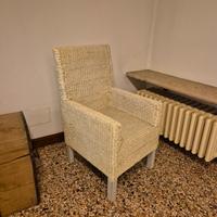 coppia di poltrone rivestite in giunco naturale 