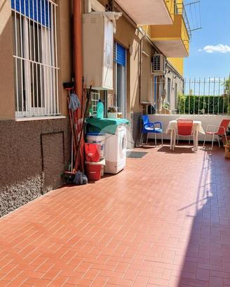 3 LOCALI A GENOVA