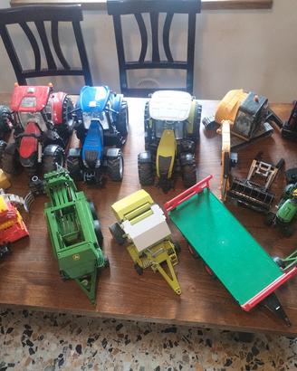 Set trattori e attrezzi giocattolo Bruder original