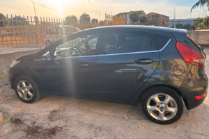 FORD Fiesta 1.4 68CV Titanium