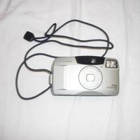 MACCHINA FOTOGRAFICA CANON ZOOM SHOT